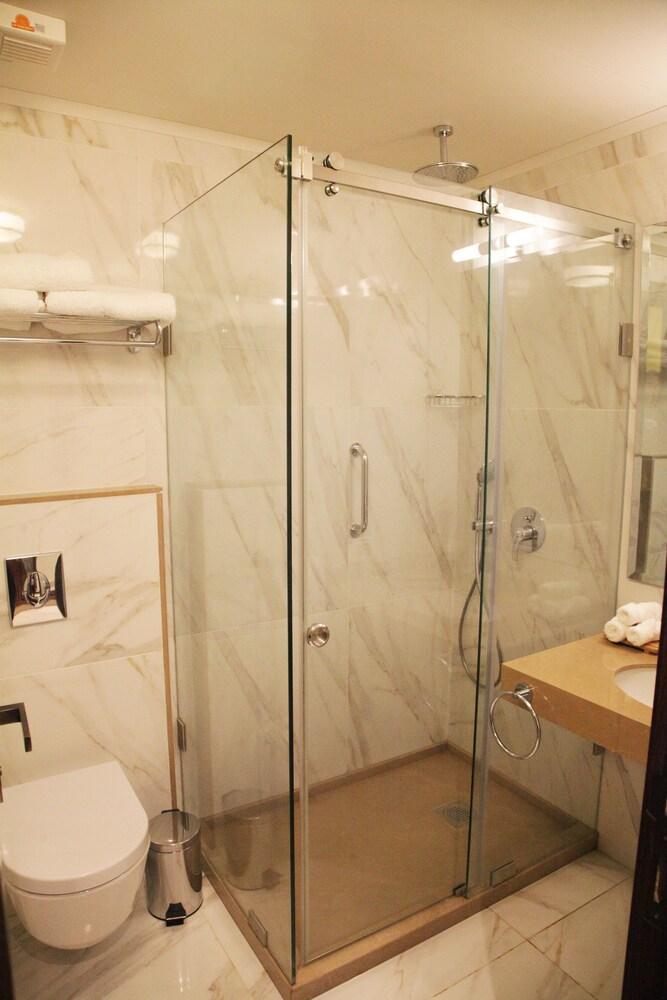 Grand Concerto Hotel Beirut Eksteriør billede