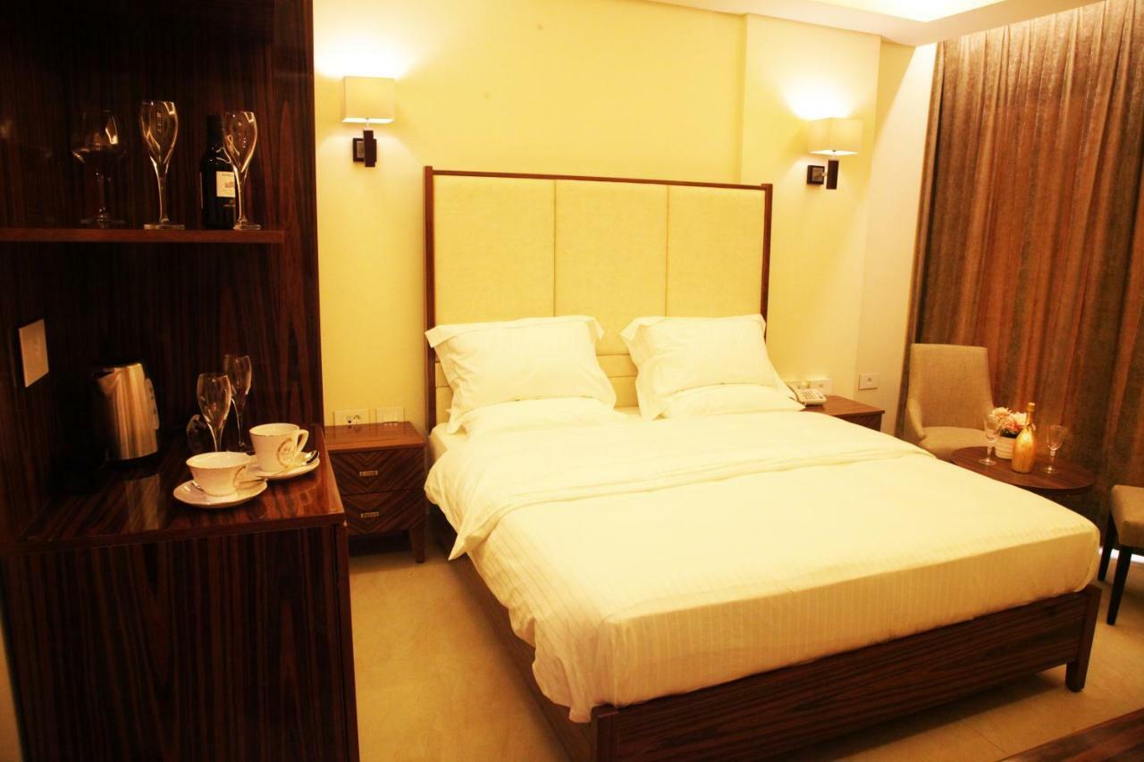 Grand Concerto Hotel Beirut Eksteriør billede