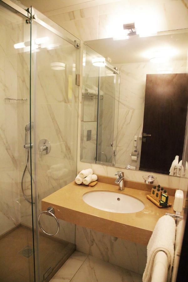 Grand Concerto Hotel Beirut Eksteriør billede